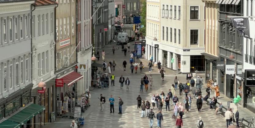 When recycling becomes a fashion